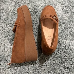 SOUL Naturalizer Tan Suede Loafers